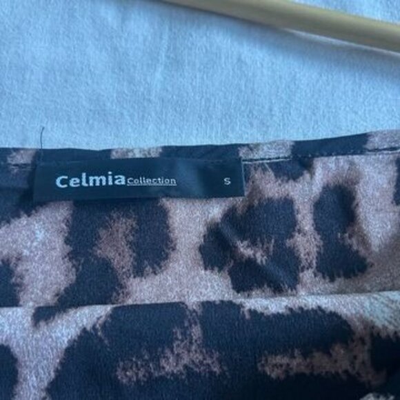 Leopard Print Sleeveless Midi Slip Dress With Side Button Details - Picture 9 of 10